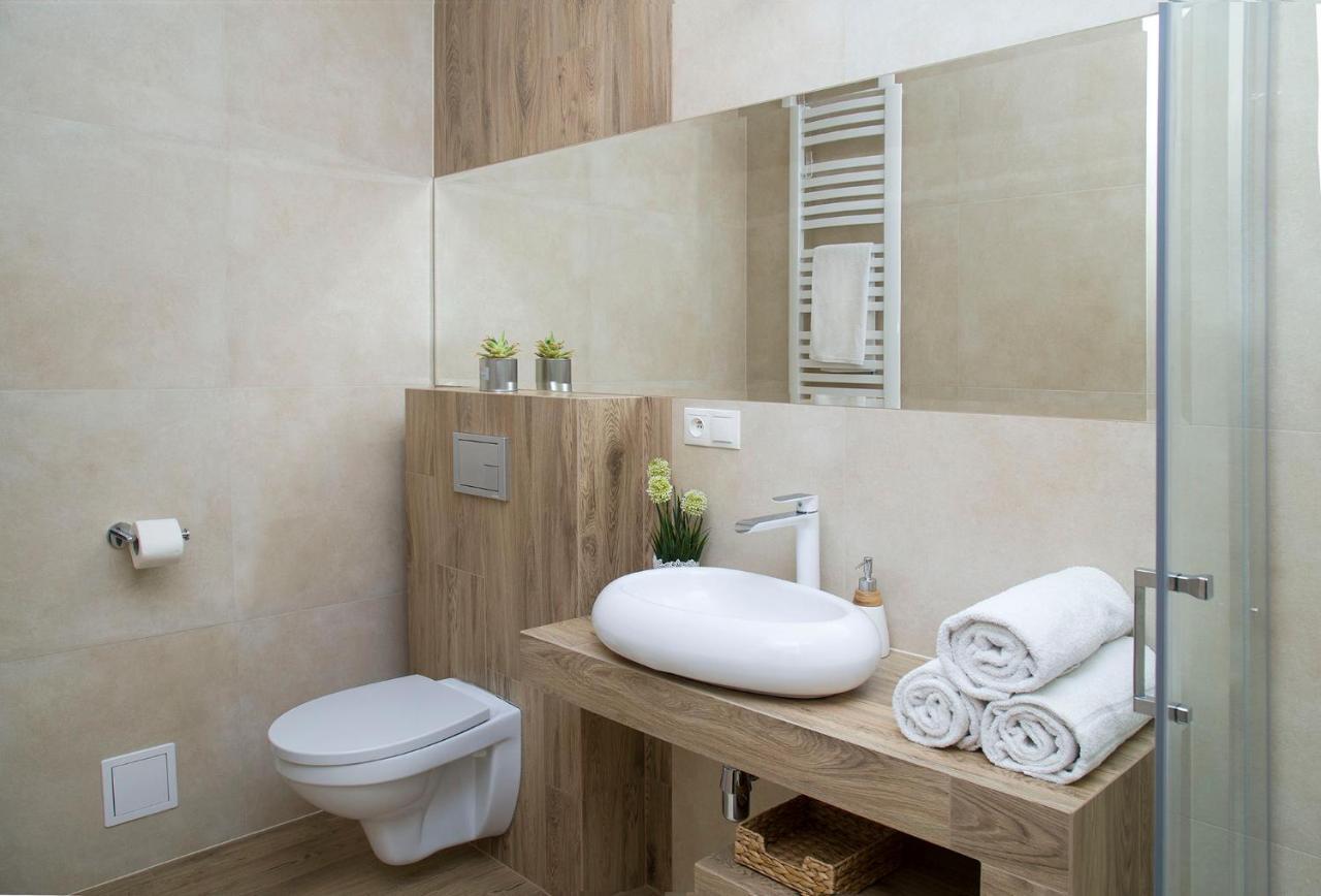 Willa Wojcik Apartamenty I Pokoje ซโรมอฟแซ นิชแน ภายนอก รูปภาพ